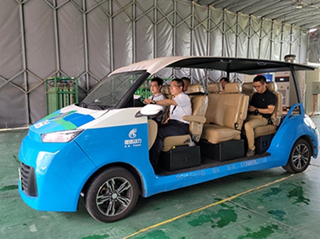 柏總視察德燃動力02_副本.jpg 柏總視察德燃動力02_副本.jpg